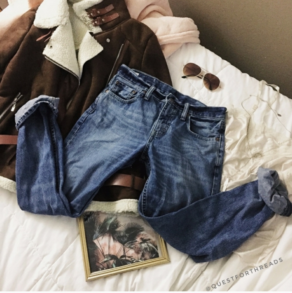 VintagevLevis 511 slim fit jeans